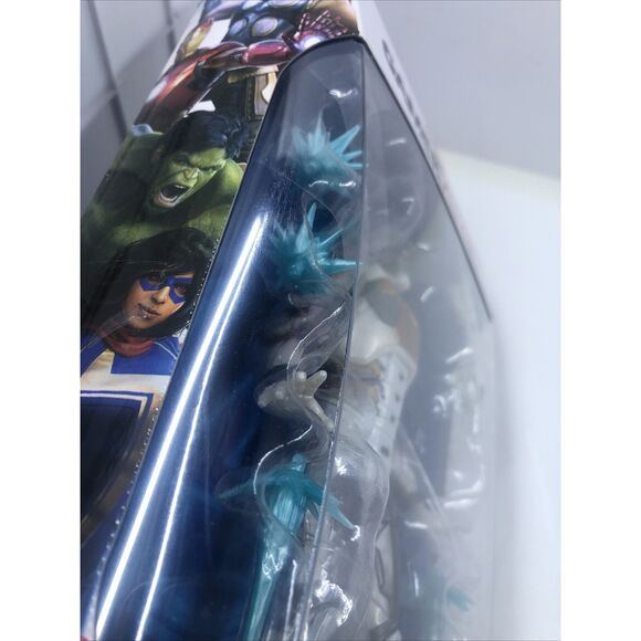 Marvel Legends Series Starboost Armor Iron Man 6" Action Figure. NIB. - Picture 16 of 16